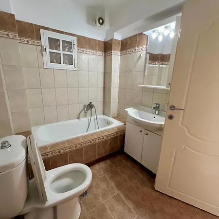 Hercules Apartment Néa Péramos